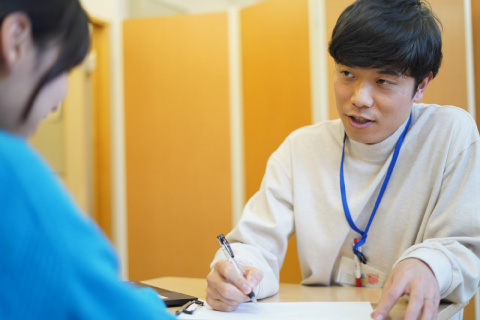 奨学金プログラムのトライアルも開始